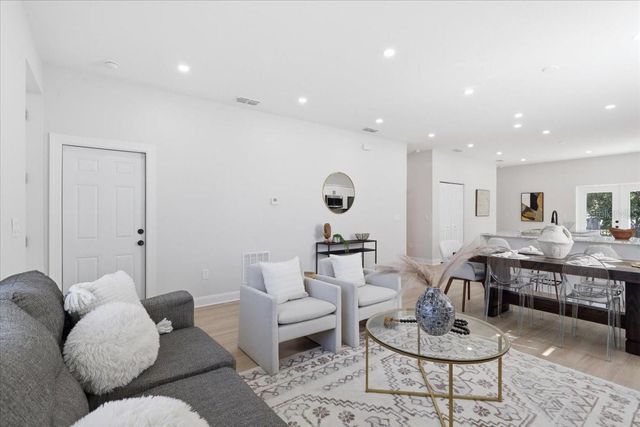 1305 E PARKER STREET, Lakeland, FL 33805