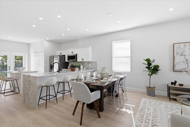 1305 E PARKER STREET, Lakeland, FL 33805