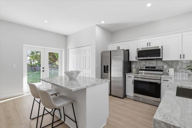 1305 E PARKER STREET, Lakeland, FL 33805