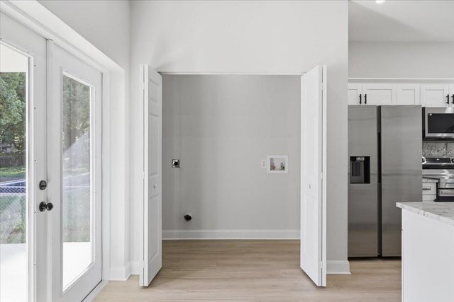 1305 E PARKER STREET, Lakeland, FL 33805