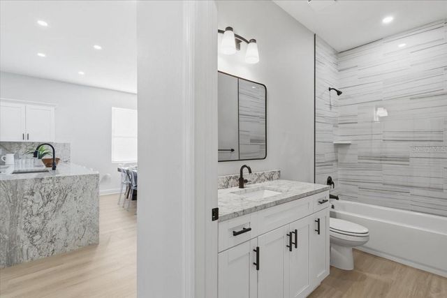 1305 E PARKER STREET, Lakeland, FL 33805