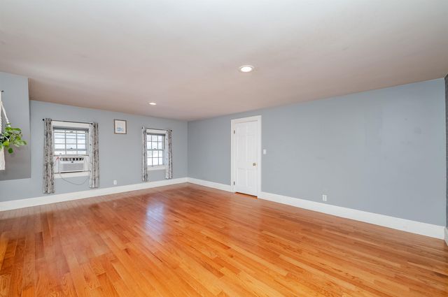 144 Rochester Hill Road, Rochester, NH 03867