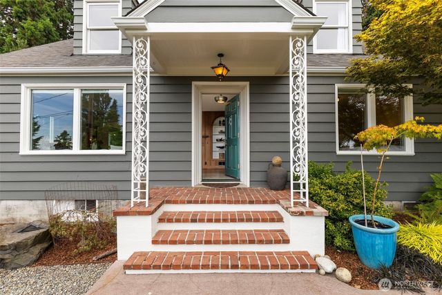 1231 Monroe Street, Port Townsend, WA 98368
