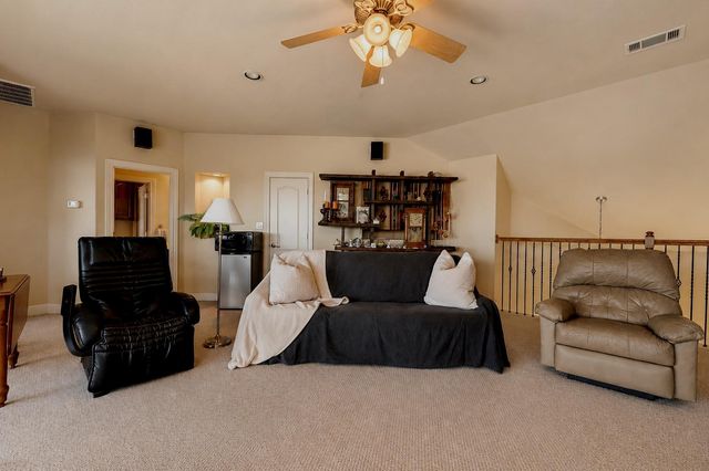 343 Venture BLVD S, Point Venture, TX 78645