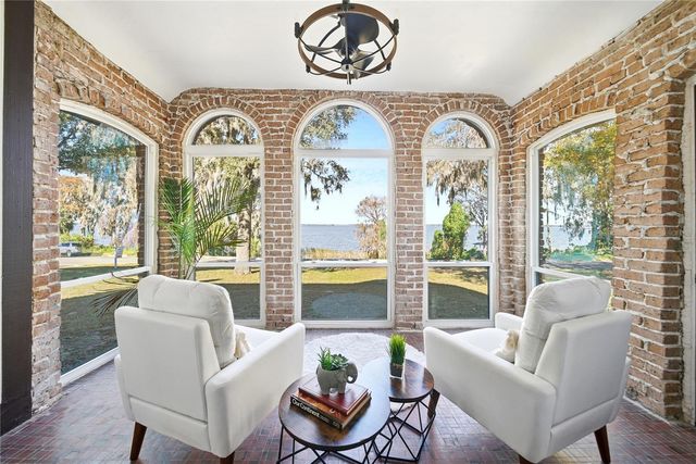 1689 LAKESHORE DRIVE, Eustis, FL 32726