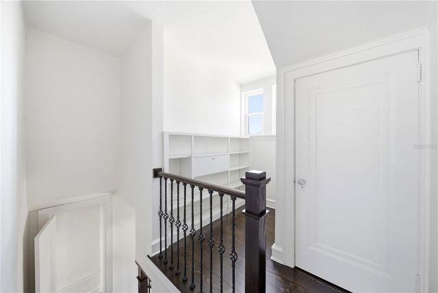 1689 LAKESHORE DRIVE, Eustis, FL 32726