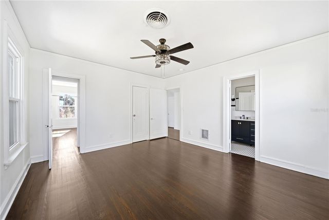 1689 LAKESHORE DRIVE, Eustis, FL 32726