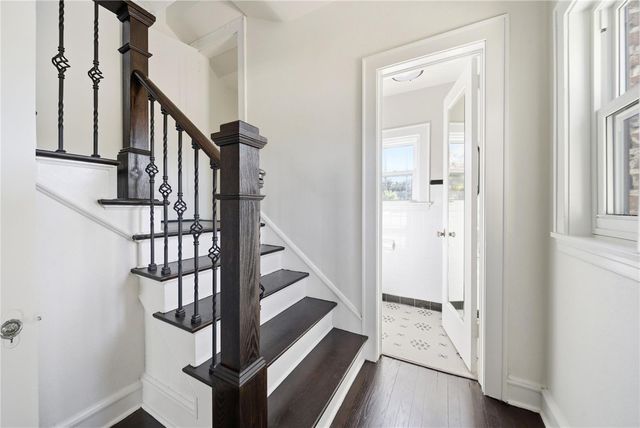 1689 LAKESHORE DRIVE, Eustis, FL 32726