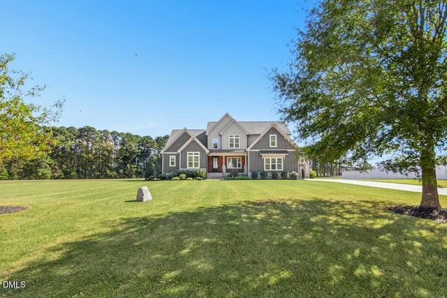 20 Paddocks Court, Zebulon, NC 27597