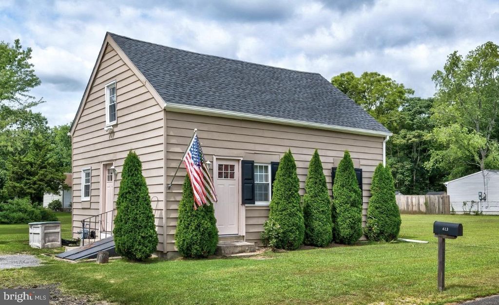 613 HAY RD, Hammonton, NJ 08037