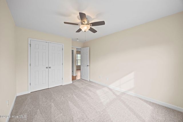 305 Inverness Drive, Hubert, NC 28539