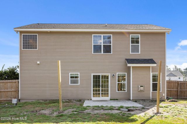 305 Inverness Drive, Hubert, NC 28539