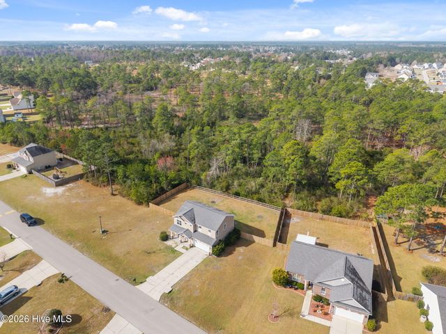 305 Inverness Drive, Hubert, NC 28539