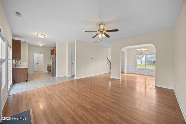 305 Inverness Drive, Hubert, NC 28539