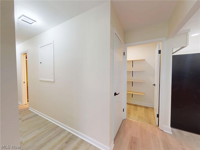 738 Edgewood Road, Richmond Heights, OH 44143