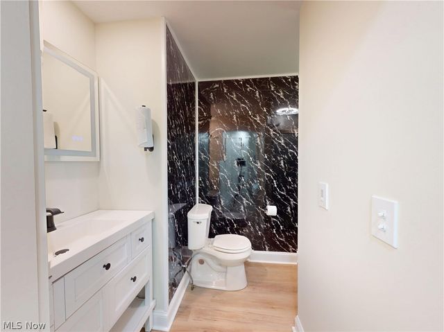 738 Edgewood Road, Richmond Heights, OH 44143