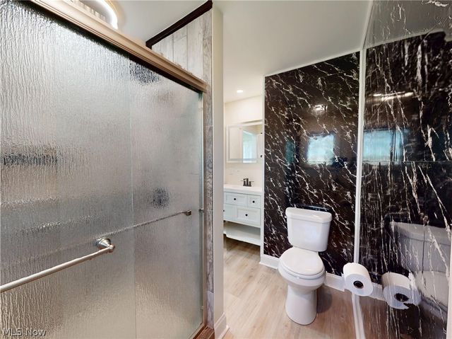 738 Edgewood Road, Richmond Heights, OH 44143