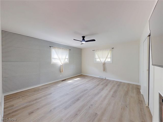 738 Edgewood Road, Richmond Heights, OH 44143