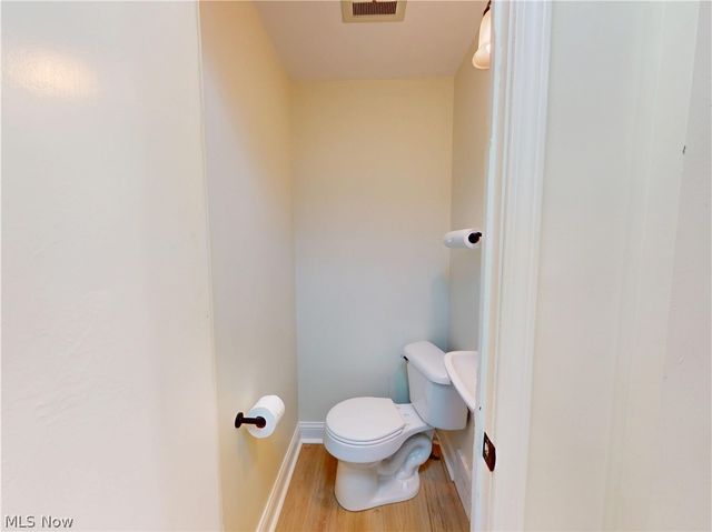 738 Edgewood Road, Richmond Heights, OH 44143