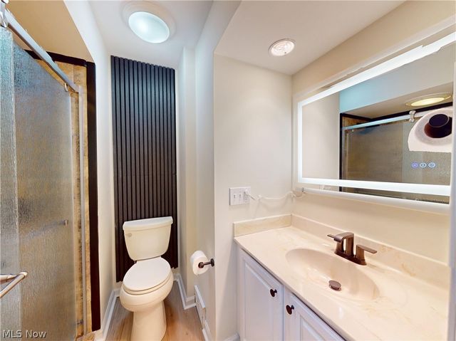 738 Edgewood Road, Richmond Heights, OH 44143