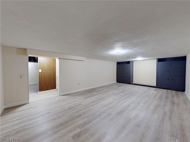 738 Edgewood Road, Richmond Heights, OH 44143