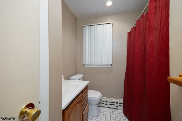 103 Alturas Rd, Vernon Twp., NJ 07422