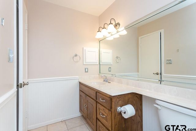1767 Eaglewood Dr., Tyler, TX 75703