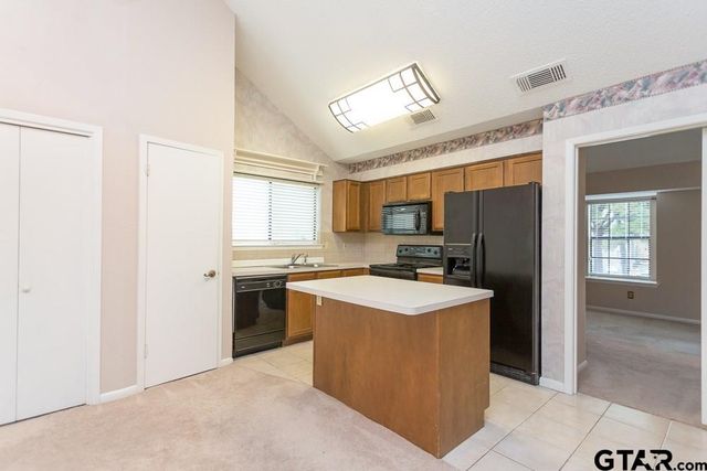 1767 Eaglewood Dr., Tyler, TX 75703