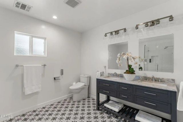 1102 Bella Vista Avenue, Pasadena, CA 91107