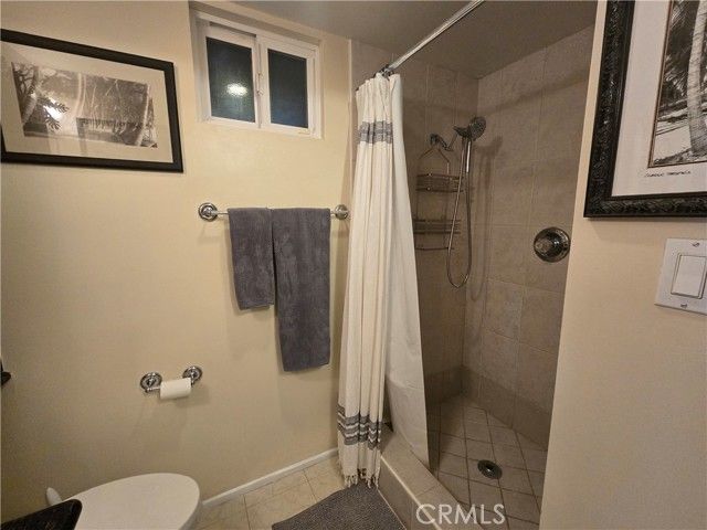 617 N Beachwood, Burbank, CA 91506