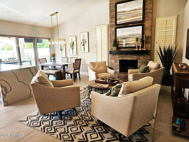 9763 E DREYFUS Avenue, Scottsdale, AZ 85260