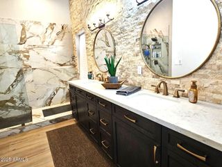 9763 E DREYFUS Avenue, Scottsdale, AZ 85260