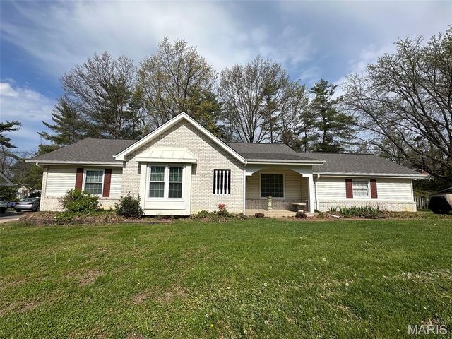 503 Briarwyck Drive, Ballwin, MO 63011