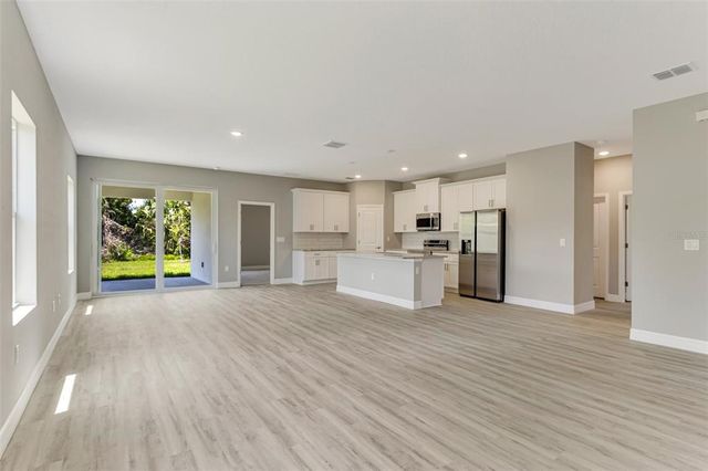 2290 BEEVILLE AVENUE, North Port, FL 34286