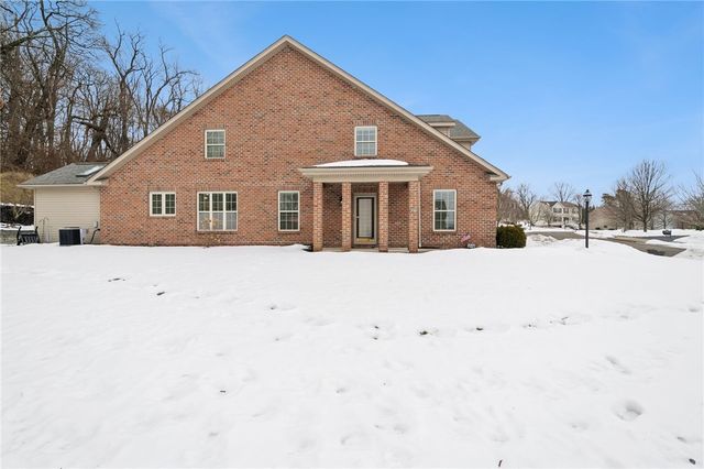 2390 Wheatland Cir, Delmont, PA 15626