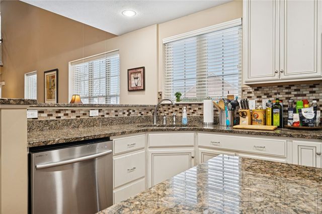 2390 Wheatland Cir, Delmont, PA 15626