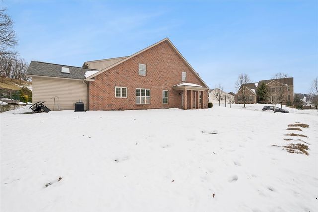 2390 Wheatland Cir, Delmont, PA 15626