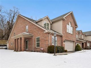 2390 Wheatland Cir, Delmont, PA 15626