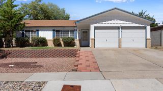 10217 Santa Paula Avenue NE, Albuquerque, NM 87111