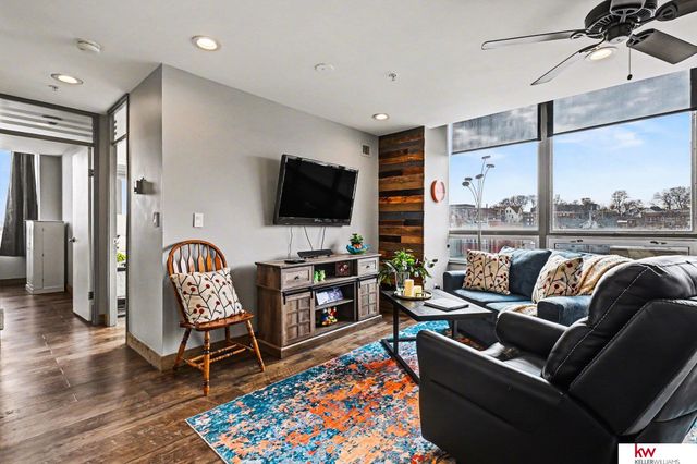 3000 Farnam St Apt 4L L, Omaha, NE 68131