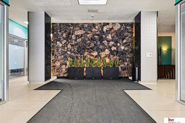 3000 Farnam St Apt 4L L, Omaha, NE 68131