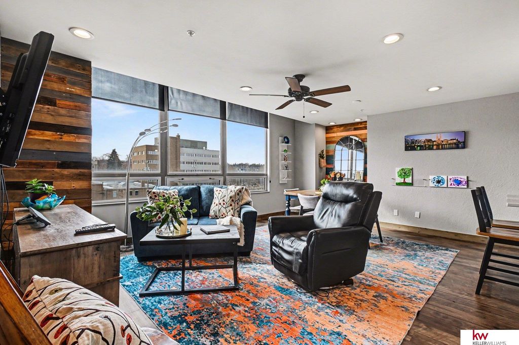 3000 Farnam St Apt 4L L, Omaha, NE 68131