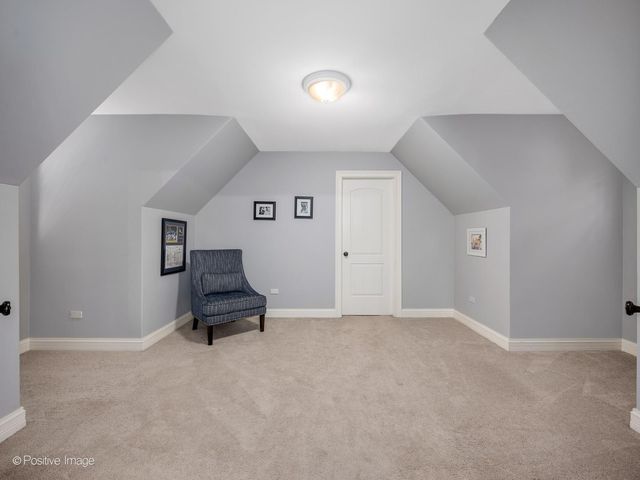 302 E Wilson Street, Elmhurst, IL 60126