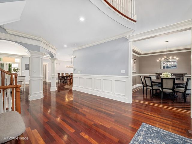 302 E Wilson Street, Elmhurst, IL 60126