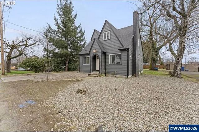 2664 12th St SE, Salem, OR 97302