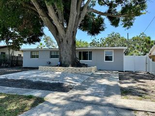 8996 SOUTHERN COMFORT DRIVE, Largo, FL 33773