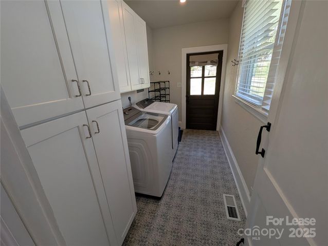 28 woodrow Avenue, Asheville, NC 28801