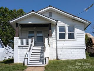 28 woodrow Avenue, Asheville, NC 28801