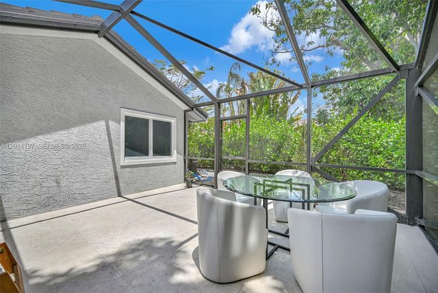 630 Deer Creek Briarwood Ln, Deerfield Beach, FL 33442