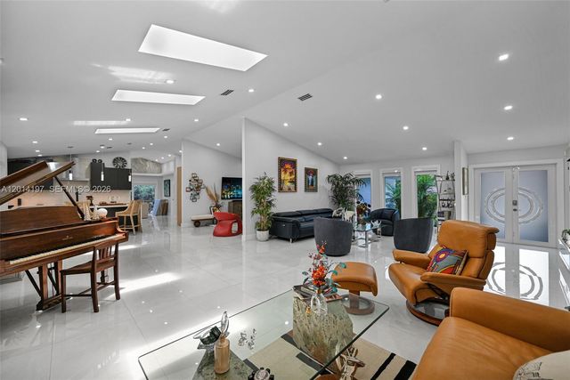 630 Deer Creek Briarwood Ln, Deerfield Beach, FL 33442